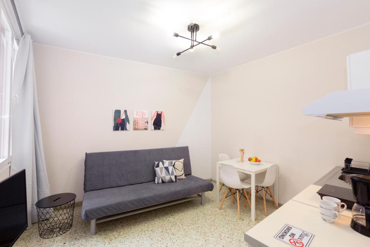Psirri Place Economy Apartments Centrally Located Atenas Exterior foto