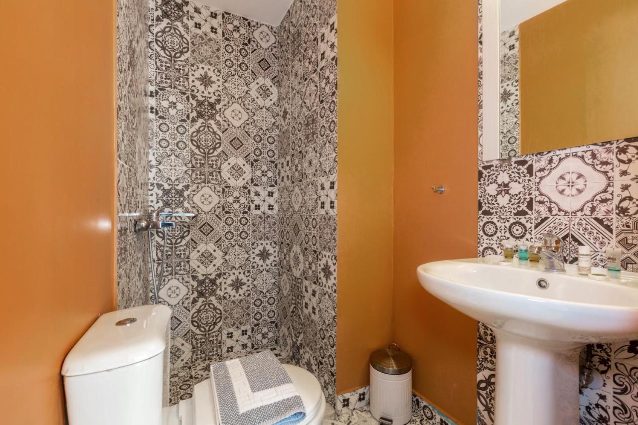 Psirri Place Economy Apartments Centrally Located Atenas Exterior foto